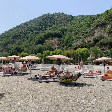Testa Di Monaco Natural Beach Capo dʼOrlando Exterior foto